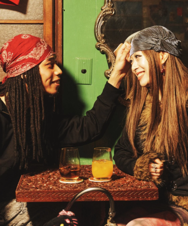 NewMatchのOOHクリエイティブ