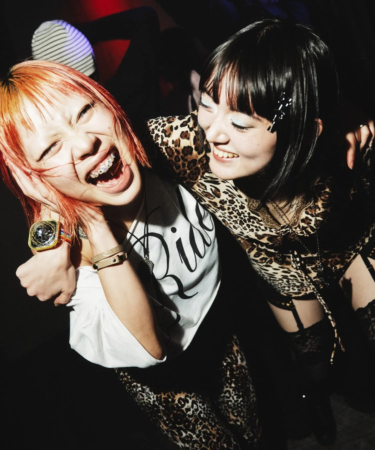 NewMatchのOOHクリエイティブ