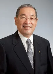 「お節介さん」への応援メッセージを寄せるいながきグループ代表 稲垣英夫氏