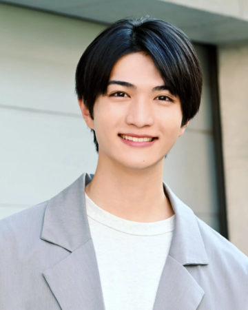 葉山青役／知念英和さん